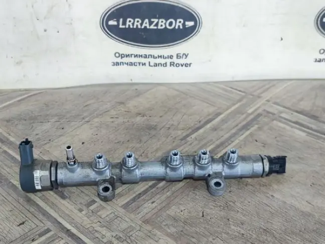 Топливная рампа Range Rover Evoque L538  2.0