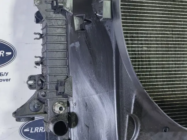 Кассета радиаторов в сборе DISCOVERY 3 L319 05-09