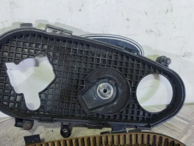 Кожух ремня ТНВД Land Rover DISCOVERY 3 L319 2.7