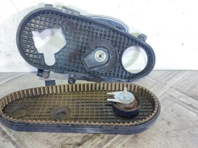 Кожух ремня ТНВД Land Rover DISCOVERY 3 L319 2.7