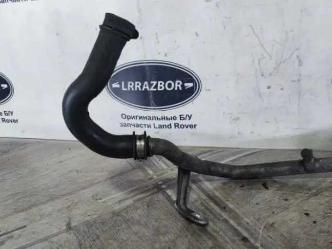 Трубка вентиляционная  DISCOVERY 3 L319 2.7