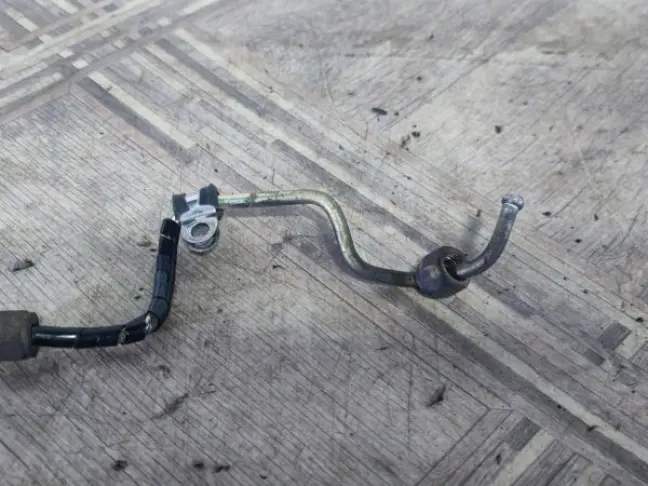 Топливная трубка от ТНВД DISCOVERY 3 L319 2.7