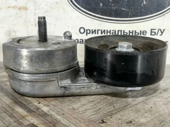 Натяжитель приводного ремня DISCOVERY 3 L319 2.7