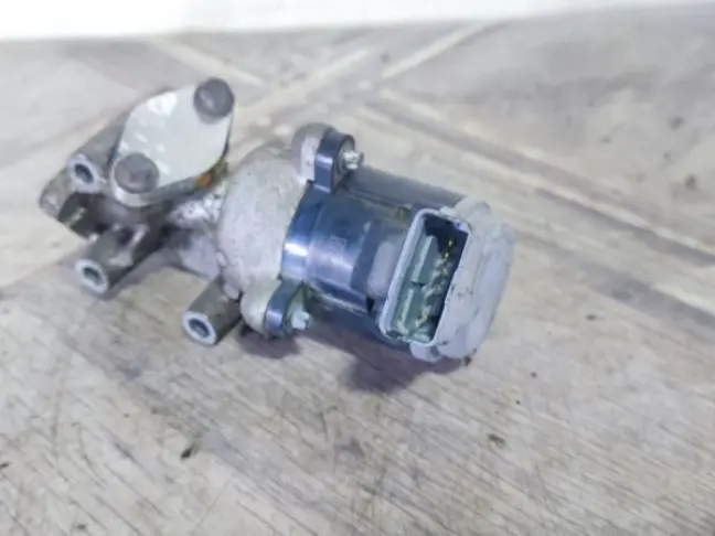 Клапан ЕГР левый Land Rover DISCOVERY 3 L319 2.7