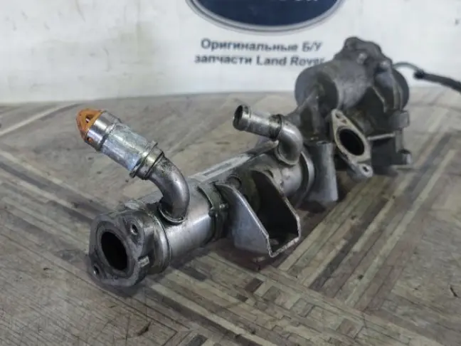 Правый клапан ЕГР Range Rover 3 L322 L320 3.6