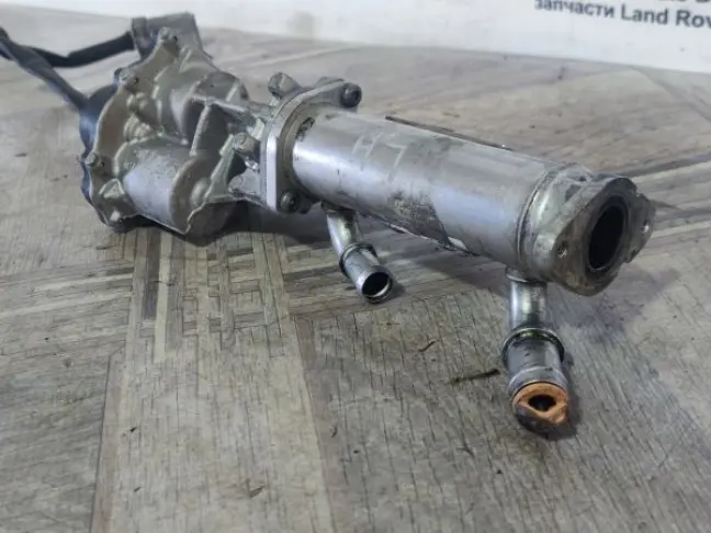 Левый клапан ЕГР Range Rover 3 L322 L320 3.6