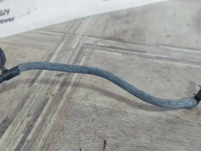 Трубка топливная Range Rover Sport L320 L322 3.6