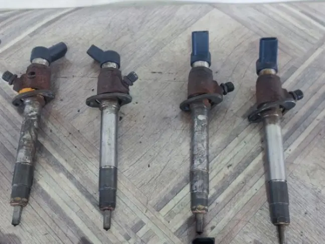 Форсунки топливные комплект Range Rover L322 3.6