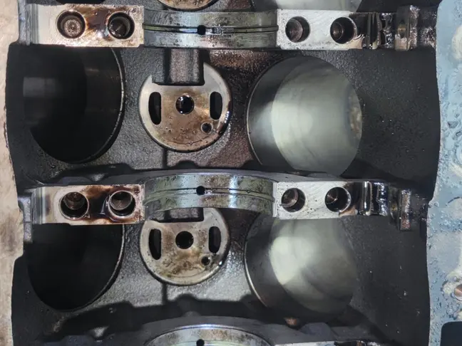 Блок цилиндров голый Range Rover L322 4.4 448DT