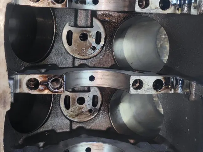 Блок цилиндров голый Range Rover L322 4.4 448DT