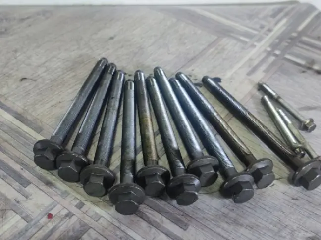 ГБЦ левая в сборе Range Rover L322 4.4 448DT