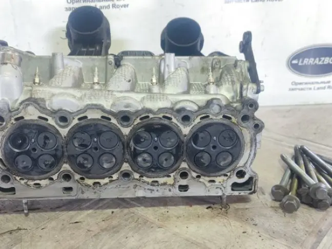 ГБЦ правая в сборе Range Rover L322 4.4 448DT