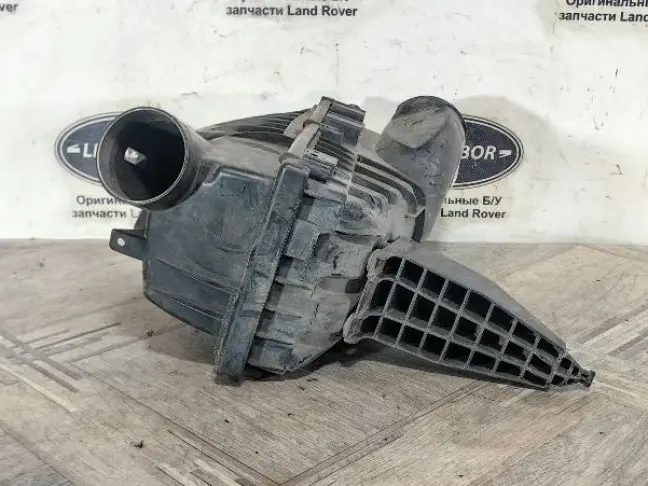 Корпус воздушного фильтра левый Range Rover L322