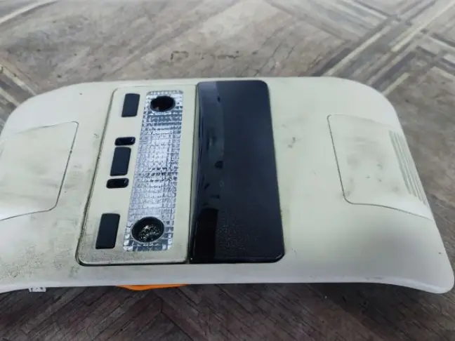 Плафон подсветки задний Range Rover L322 05-12