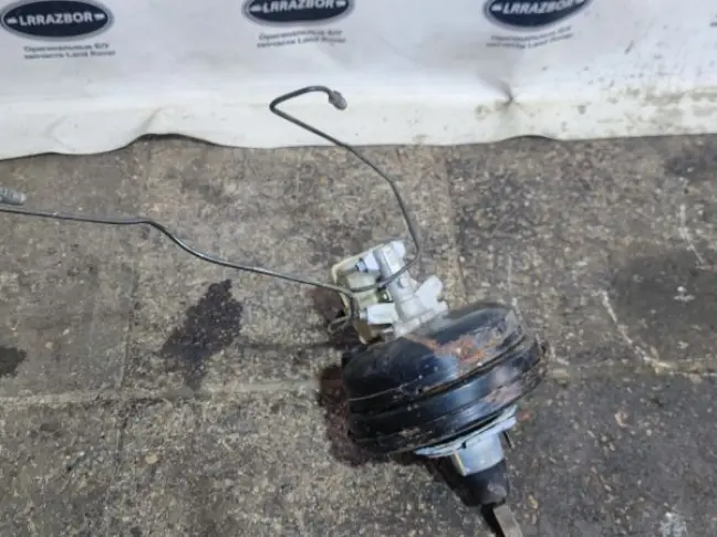 Вакуумник тормозной DISCOVERY 3 L319 05-09