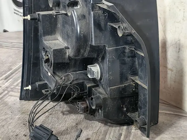 Фонарь задний правый Range Rover Sport L320