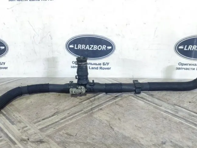 Патрубок охлаждения Range Rover Sport 3.0