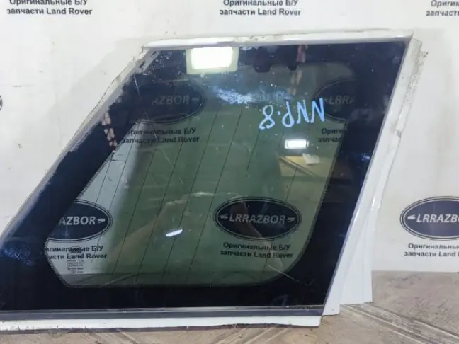 Стекло кузовное глухое правое Land Rover Sport 320