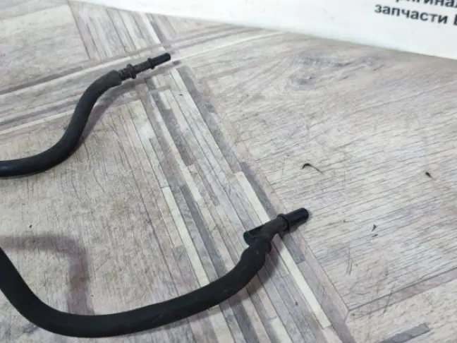 Трубка топливная от бака  Range Rover Sport 3.0