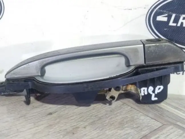 Ручка двери передняя левая Range Rover L322