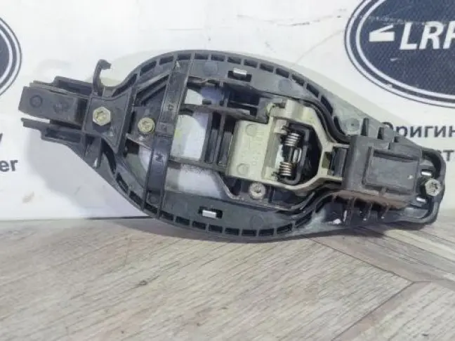 Ручка двери передняя правая Range Rover L322