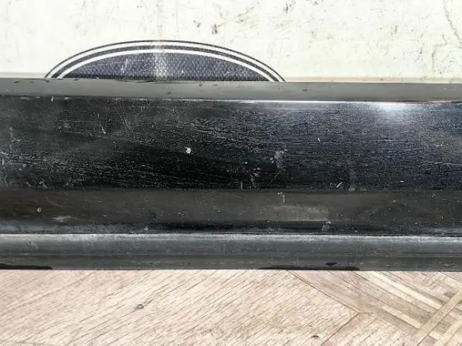 Молдинг передней правой двери DISCOVERY 3 L319