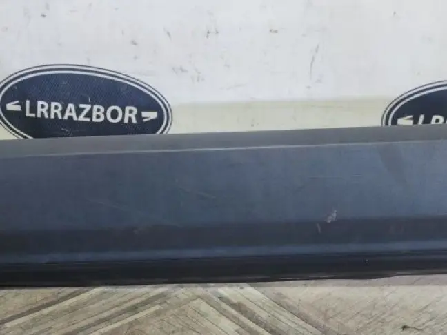 Молдинг двери задней правой DISCOVERY 3 L319 05-09