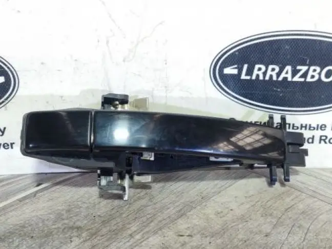 Ручка двери передней правой DISCOVERY 3 L319 05-09