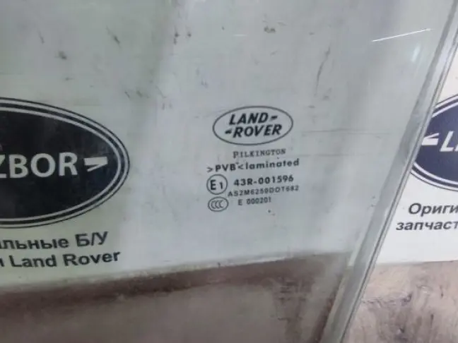Стекло двери передней левой Range Rover L322 02-12