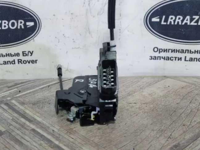 Замок двери задний правый DISCOVERY 3/4 L319