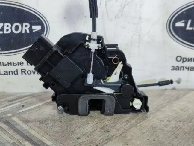 Замок двери задний правый DISCOVERY 3/4 L319