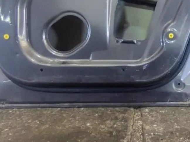 Дверь задняя правая DISCOVERY 3/4 L319  2005-2015