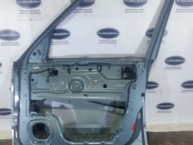 Дверь передняя правая Range Rover L322 2002-2012