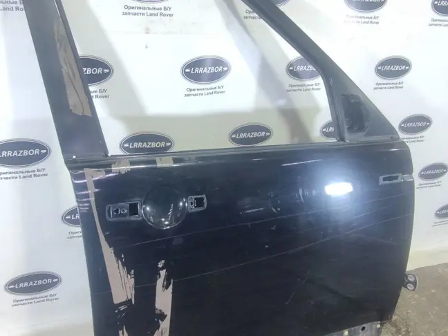 Дверь передняя правая DISCOVERY 3/4 L319 05-14