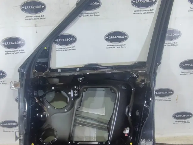 Дверь передняя правая DISCOVERY 3/4 L319 05-14