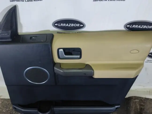 Обшивка двери правая перед DISCOVERY 3 L319 05-09