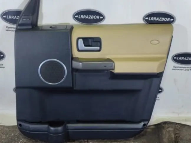 Обшивка двери правая перед DISCOVERY 3 L319 05-09