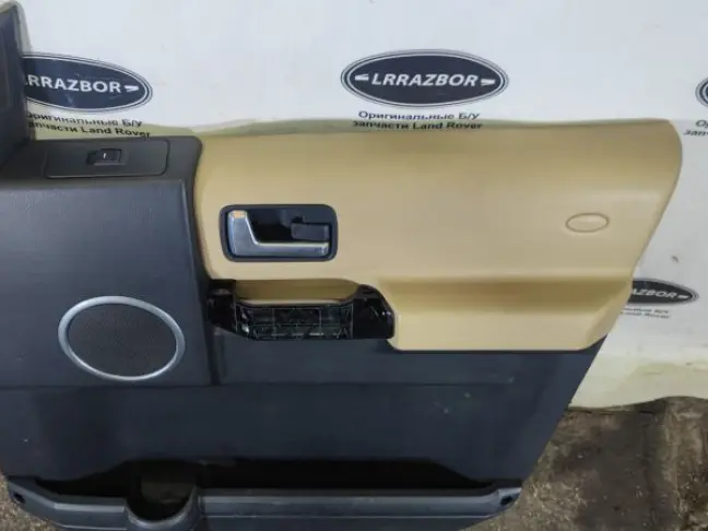 Обшивка двери правая перед DISCOVERY 3 L319 05-09