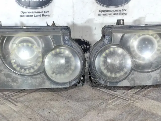 Фары комплект Range Rover 3 L322 2005-2009 ксенон