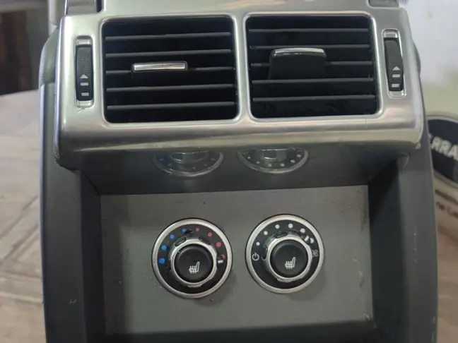 Консоль подлокотник Range Rover 3 L322 2007-2012