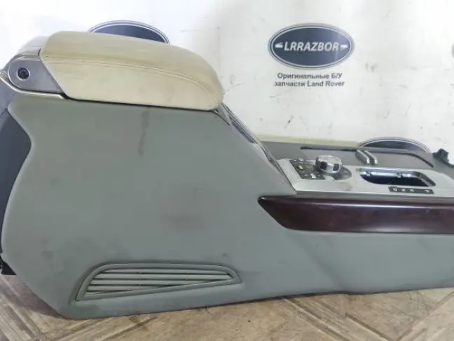 Консоль подлокотник Range Rover 3 L322 2007-2012