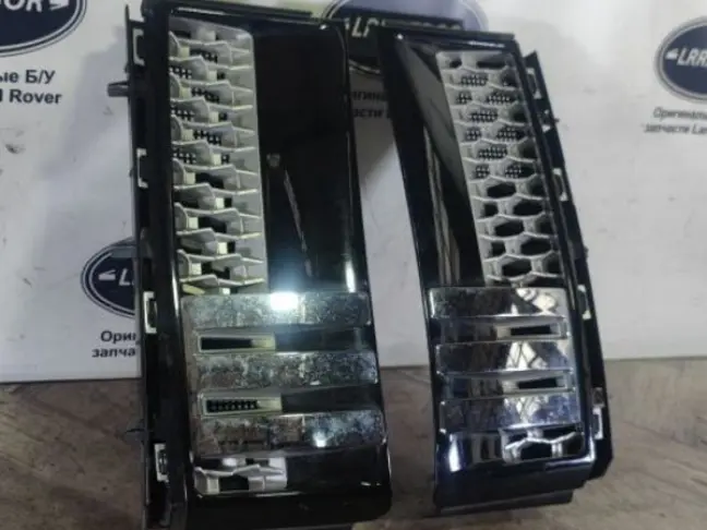 Жабры в крылья комплект Range Rover L322 02-12