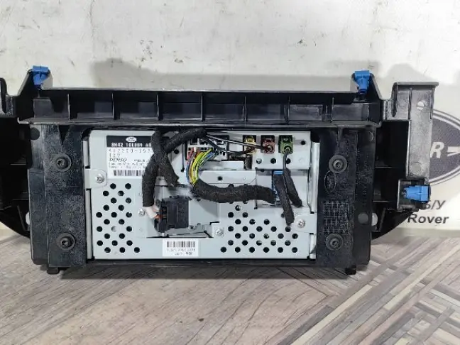 Монитор Range Rover L322 2005-2009