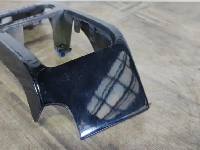 Вставка правая торпеды Land Rover Range Rover L322