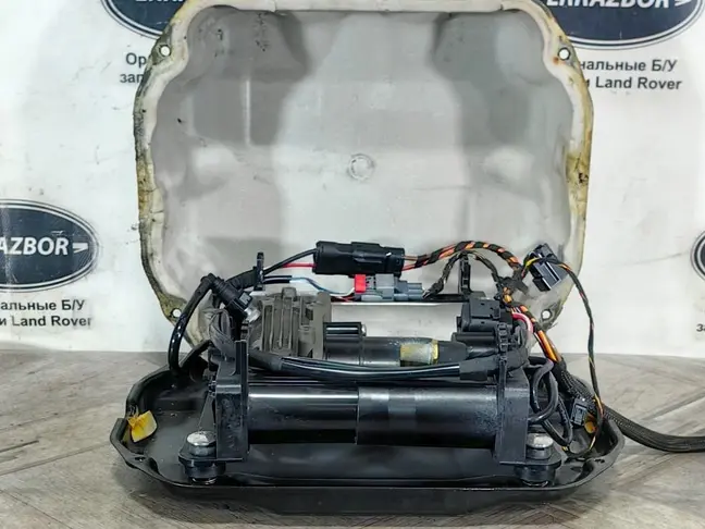 Компрессор пневмоподвески Range Rover L322 10-12