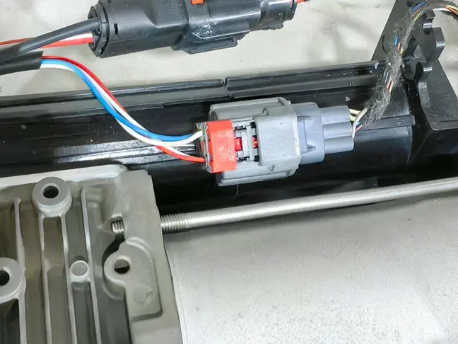 Компрессор пневмоподвески Range Rover L322 10-12