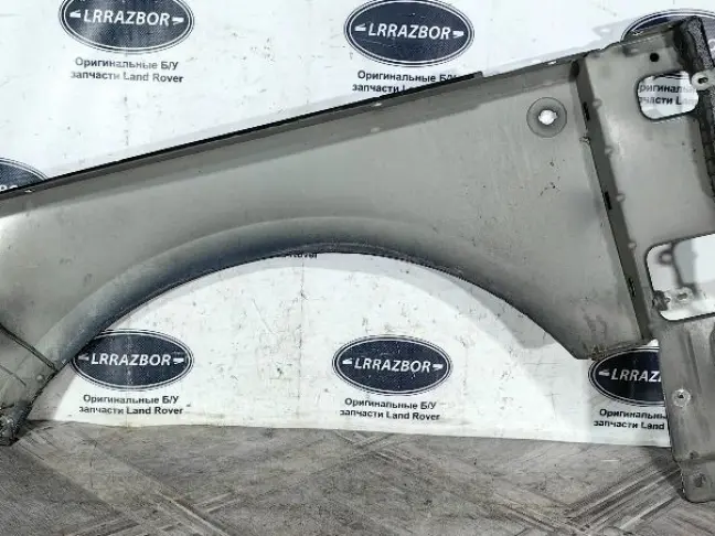 Крыло переднее правое Range Rover 3 L322 05-12
