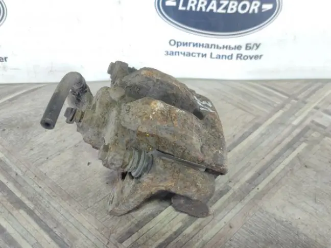 Суппорт левый задний Land Rover Sport L320
