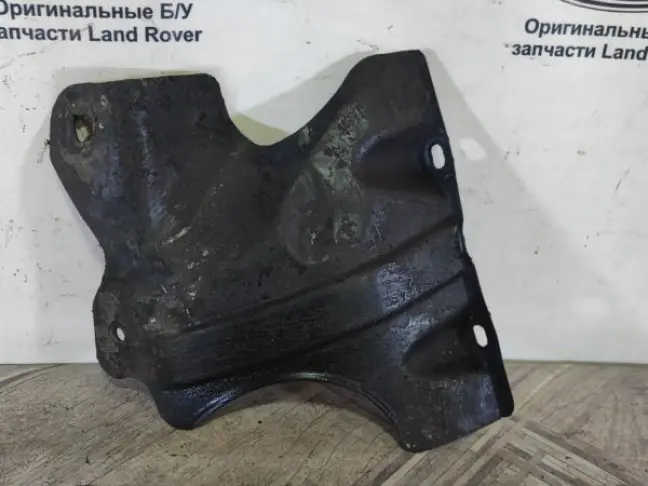 Пыльник двигателя левый Range Rover Sport L320
