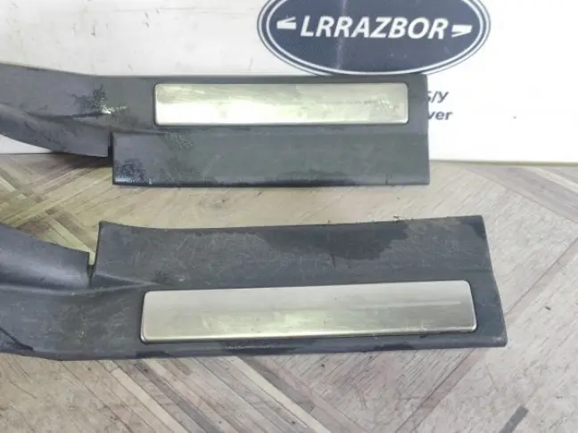 Накладка порога комплект Range Rover Sport L320